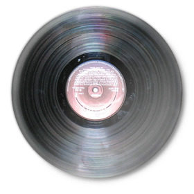 Значок с принтом Виниловая пластинка ,  металл | круглая форма, металлическая застежка в виде булавки | music | sound | vinyl | альбом | винил | музыка | пластинка