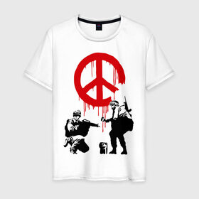 Мужская футболка хлопок с принтом Peace Banksy , 100% хлопок | прямой крой, круглый вырез горловины, длина до линии бедер, слегка спущенное плечо. | бэнкси | граффити | люди | мир | оружие