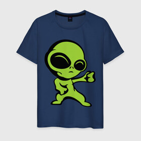 Мужская футболка хлопок с принтом Пришелец , 100% хлопок | прямой крой, круглый вырез горловины, длина до линии бедер, слегка спущенное плечо. | зеленый человечек | инопланетянин