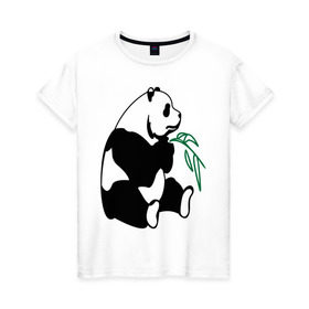 Женская футболка хлопок с принтом Панда и бамбук , 100% хлопок | прямой крой, круглый вырез горловины, длина до линии бедер, слегка спущенное плечо | бамбук | животные | панда ест бамбук | панда и бамбук