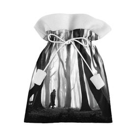 Подарочный 3D мешок с принтом Утро в лесу , 100% полиэстер | Размер: 29*39 см | Тематика изображения на принте: black   white | fog | forest | man | morning | photo | silhouette | trees | деревья | лес | силуэт | туман | утро | фото | человек | черно   белое