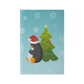 Обложка для паспорта матовая кожа с принтом Новогодний пингвинчик , натуральная матовая кожа | размер 19,3 х 13,7 см; прозрачные пластиковые крепления | Тематика изображения на принте: елка | новый год | пингвин