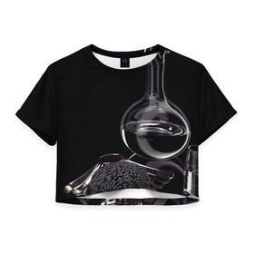 Женская футболка 3D укороченная с принтом Водка и черная икра , 100% полиэстер | круглая горловина, длина футболки до линии талии, рукава с отворотами | графин | еда | жидкость | закуска | темный | черный