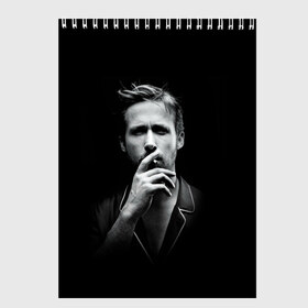 Скетчбук с принтом Ryan Gosling , 100% бумага
 | 48 листов, плотность листов — 100 г/м2, плотность картонной обложки — 250 г/м2. Листы скреплены сверху удобной пружинной спиралью | Тематика изображения на принте: ryan gosling | актер | райан гослинг