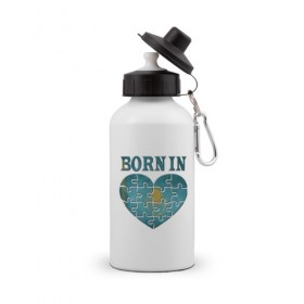 Бутылка спортивная с принтом Рожден в Казахстане , металл | емкость — 500 мл, в комплекте две пластиковые крышки и карабин для крепления | 