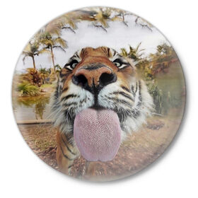 Значок с принтом Тигр показывает язык ,  металл | круглая форма, металлическая застежка в виде булавки | Тематика изображения на принте: голова | животные | кот | кошка | лев | лицо | прикол | прикольные | природа | смешные 
 животные | тигр | тигрица | юмор | язык