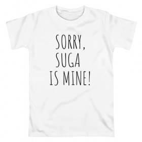 Мужская футболка хлопок с принтом SORRY,SUGA IS MINE! , 100% хлопок | прямой крой, круглый вырез горловины, длина до линии бедер, слегка спущенное плечо. | Тематика изображения на принте: bts | mine | sorry | suga | suga is minesorry | английский | бтс | буквы | извините мое | слова | фраза