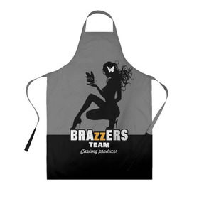 Фартук 3D с принтом Brazzers team Casting-producer , 100% полиэстер | общий размер — 65 х 85 см, ширина нагрудника — 26 см, горловина — 53 см, длина завязок — 54 см, общий обхват в поясе — 173 см. Принт на завязках и на горловине наносится с двух сторон, на основной части фартука — только с внешней стороны | adults | brazzers | butterflies | casting | girl | inscription | logo | movies | producer | silhouette | studio | team | бабочки | братья | девушка | кастинг | логотип | надпись | продюсер | силуэт | студия | фильмы