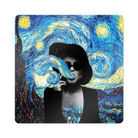 Магнит виниловый Квадрат с принтом Марла на картине Ван Гога , полимерный материал с магнитным слоем | размер 9*9 см, закругленные углы | Тематика изображения на принте: ван гог | вангог | звездная ночь | картина | марла | марла сингер | модернизм | постмодерн | художник | экспонат | экспрессионизм