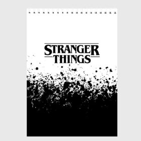 Скетчбук с принтом STRANGER THINGS , 100% бумага
 | 48 листов, плотность листов — 100 г/м2, плотность картонной обложки — 250 г/м2. Листы скреплены сверху удобной пружинной спиралью | 11 | stranger things | одди | одиннадцатая | очень странные дела | сериалы