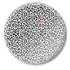 Значок с принтом Kiss ,  металл | круглая форма, металлическая застежка в виде булавки | art | background | kiss | leopard | lips | spots | texture | арт | губы | леопард | поцелуй | пятна | текстура | фон