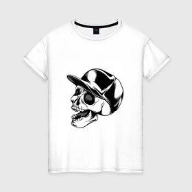 Женская футболка хлопок с принтом Череп в кепке , 100% хлопок | прямой крой, круглый вырез горловины, длина до линии бедер, слегка спущенное плечо | арт | белый | в кепке | вектор | кепка | рисунок | скелет | череп | чёрный