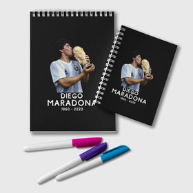 Блокнот с принтом Diego Maradona , 100% бумага | 48 листов, плотность листов — 60 г/м2, плотность картонной обложки — 250 г/м2. Листы скреплены удобной пружинной спиралью. Цвет линий — светло-серый
 | Тематика изображения на принте: 10 | 1960 | 2020 | argentina | barcelona | diego | football | legend | leo | lionel | maradona | messi | retro | rip | soccer | аргентина | барселона | бога | диего | легенда | лионель | марадона | месси | мяч | ретро | рука | форма | футбол