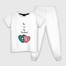 Детская пижама хлопок с принтом Пончики сердце , 100% хлопок |  брюки и футболка прямого кроя, без карманов, на брюках мягкая резинка на поясе и по низу штанин
 | глазурь | десерт | надпись | пончики | сердце | сладость