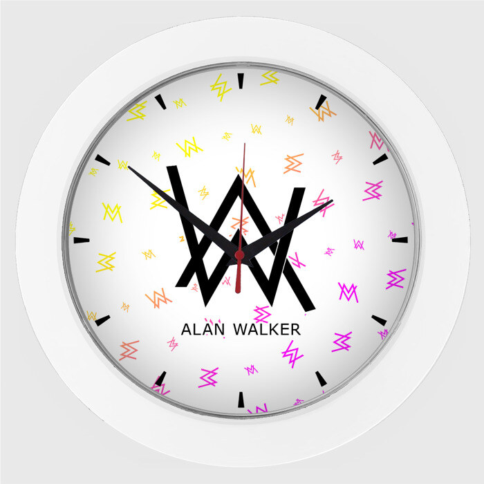 Alan walker tattoo. Часы alan. Alan Walker автограф.